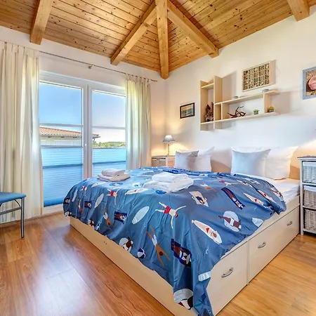 Sunset Apartment *