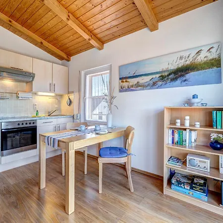 Sunset Apartment *